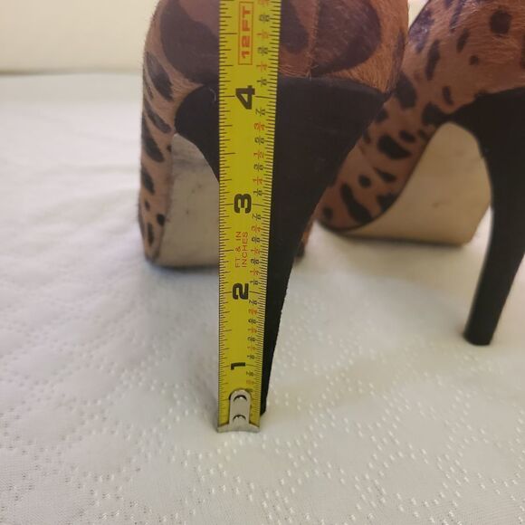 Guess By Marciano Pony Hair Animal Print Heels Size 8 - Picture 8 of 8